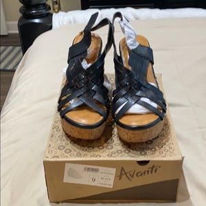 NWT!!! Avanti Wedges